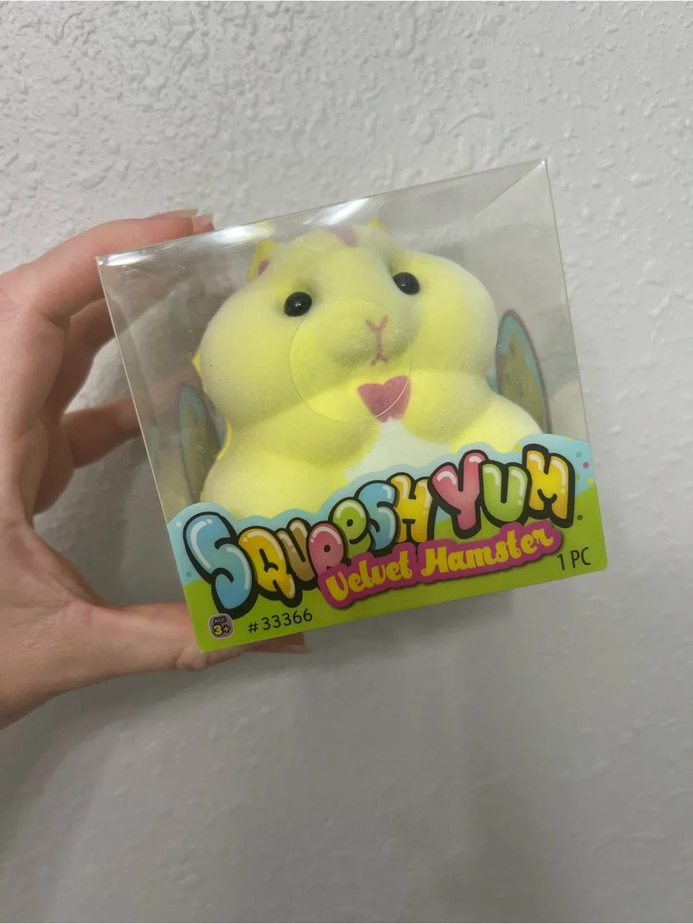 Squishy Velvet Hamster - Yellow Squeesh Yum